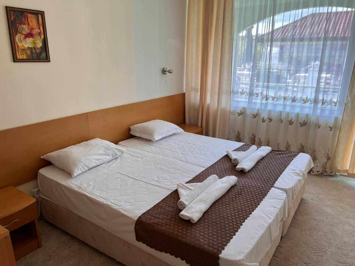Хотел Диамант Hotel Diamond Balchik Exterior photo